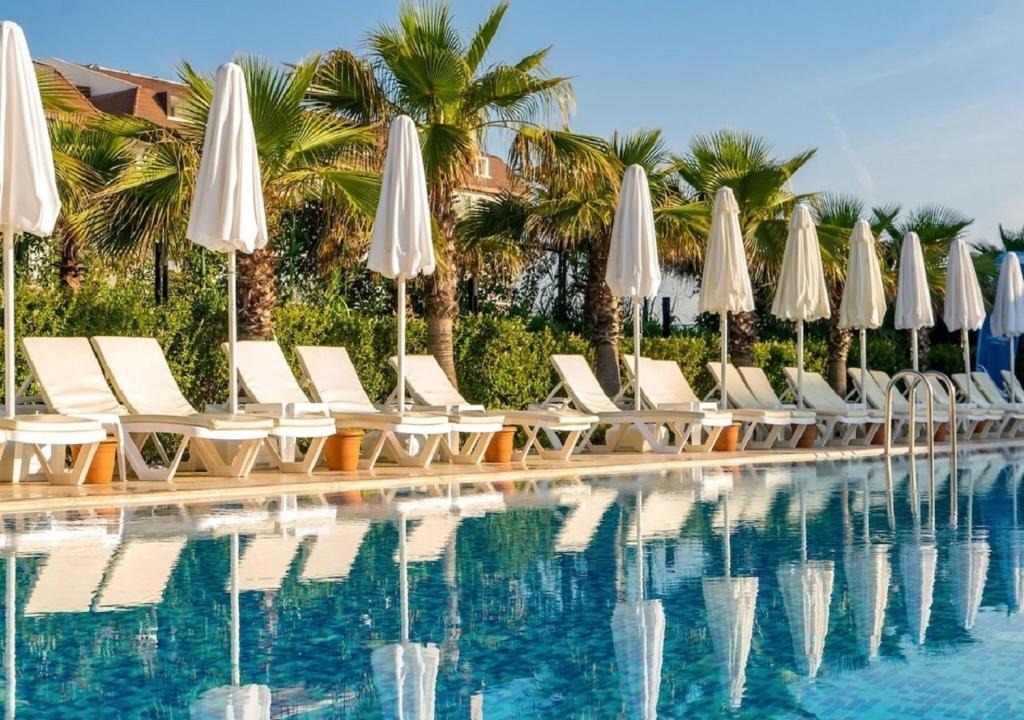 هتل آراماس لایف بلک